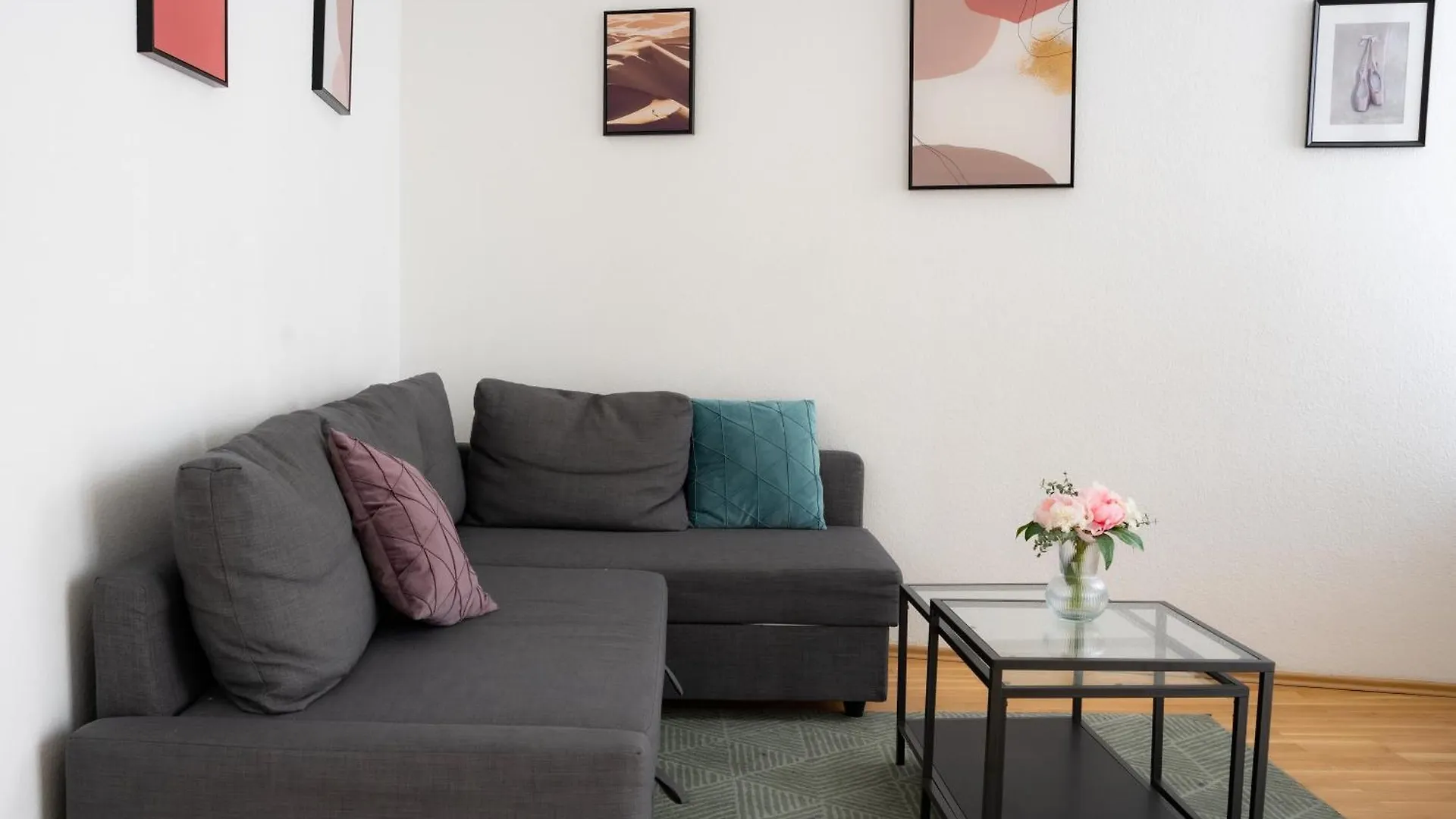 Urban Flats Berlin Apartment Germany