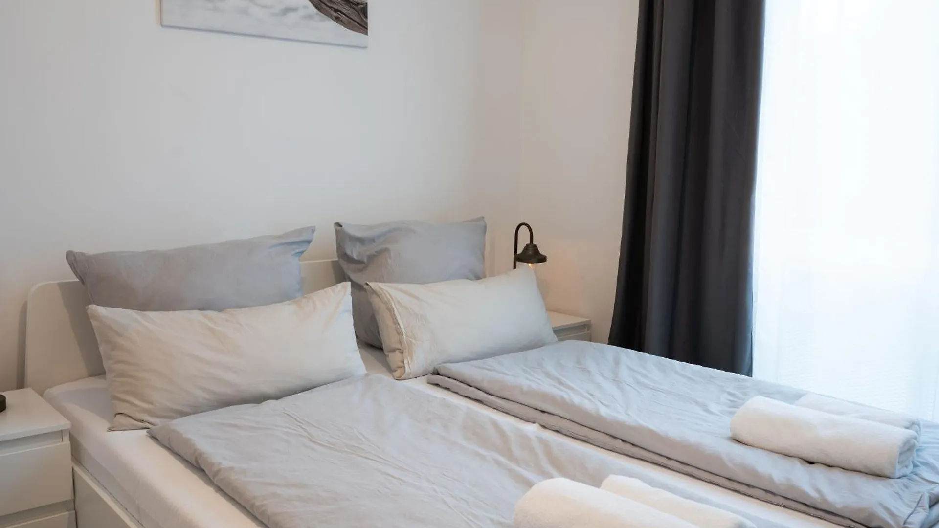 Urban Flats Berlin Apartment