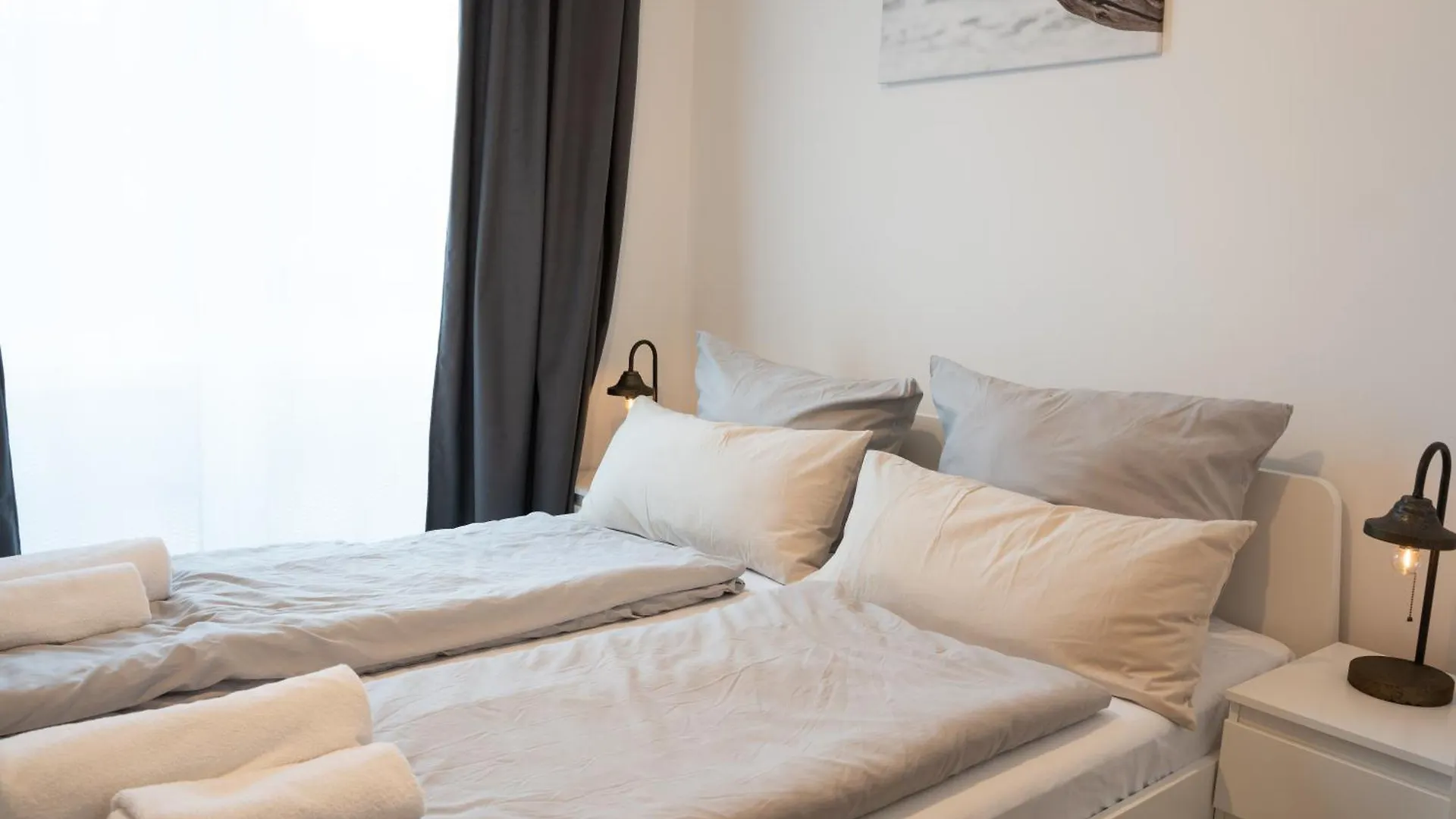 Urban Flats Berlin Apartment